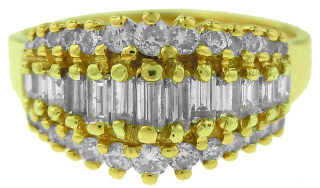 14kt yellow gold round and baguette diamond ring